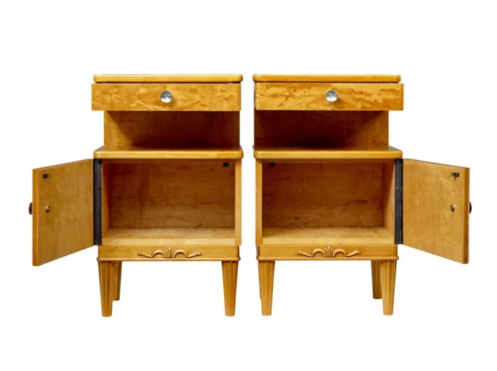 Pamono Mid-Century Scandinavian Birch Bedside Cupboards, 1950s, Set of 2 Sale