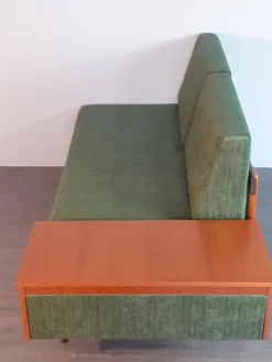 Pamono Mid-Century Scandinavian Daybeds and Corner Table by Ingmar Relling for Ekornes, 1960s, Set of 3