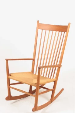 Pamono Mid-Century Scandinavian Rocking Chair in Oak by Hans Wegner for FDB, 1950s