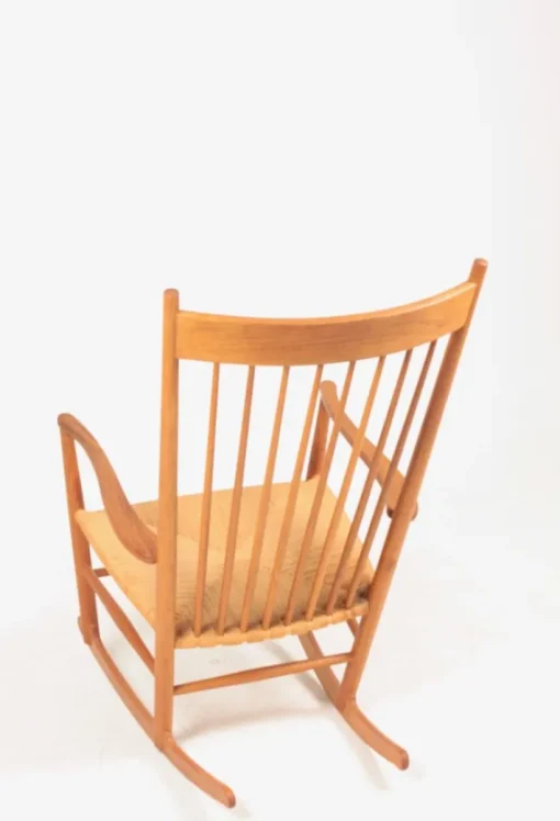 Pamono Mid-Century Scandinavian Rocking Chair in Oak by Hans Wegner for FDB, 1950s