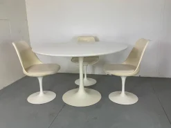 Pamono Mid-Century Space Age Tulip Dining Table in White by Arkana, 1960s Best