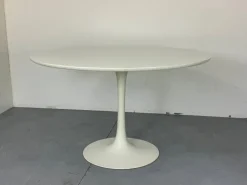 Pamono Mid-Century Space Age Tulip Dining Table in White by Arkana, 1960s Best