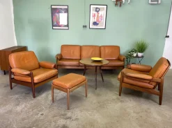 Pamono Mid-Century Teak and Leather Living Room Set, 1960s, Set of 4 New