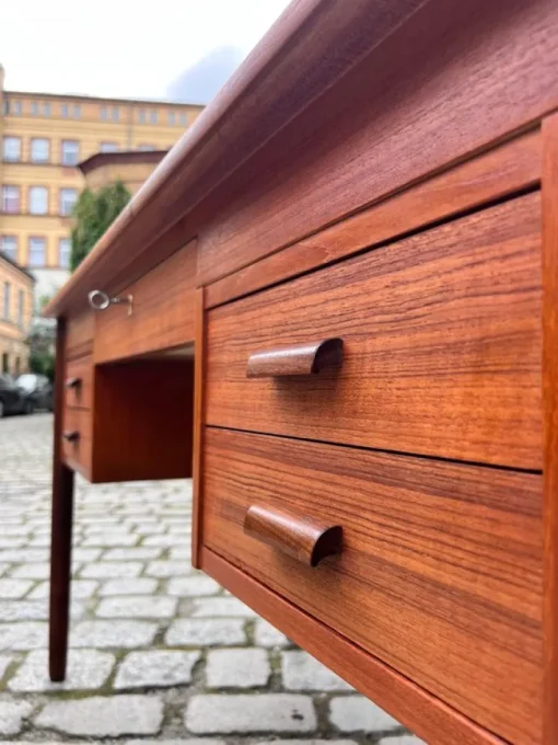 Pamono Mid-Century Teak Desk, Denmark Online