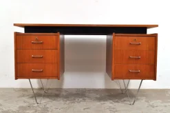 Pamono Mid-Century Teak Desk from Tijsseling Nijkerk, 1960s Clearance