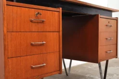 Pamono Mid-Century Teak Desk from Tijsseling Nijkerk, 1960s Clearance