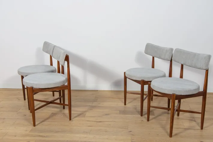 Pamono Mid-Century Teak Dining Chairs by Ib Kofod Larsen for G-Plan, 1960s, Set of 4 Hot