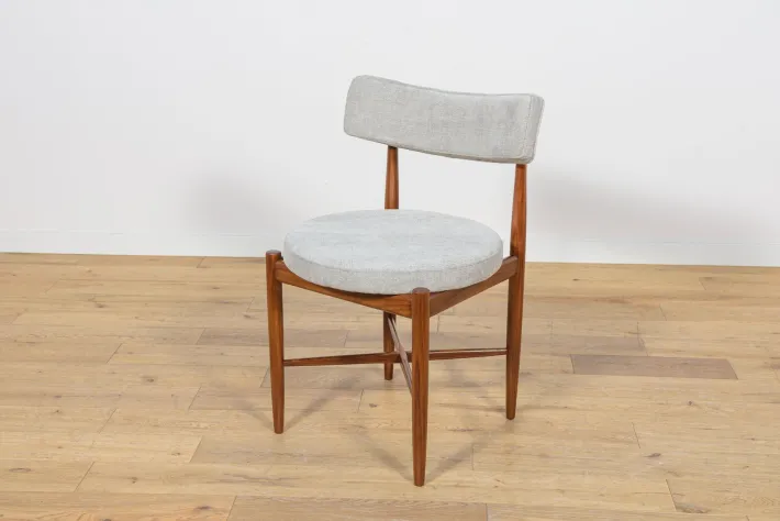 Pamono Mid-Century Teak Dining Chairs by Ib Kofod Larsen for G-Plan, 1960s, Set of 4 Hot