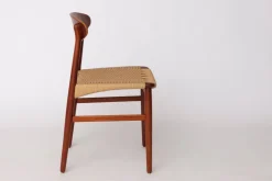 Pamono Mid-Century Teak Dining Chair by Larsen & Bender Madsen for Naestved Møbelfabrik, Denmark, 1960s Sale