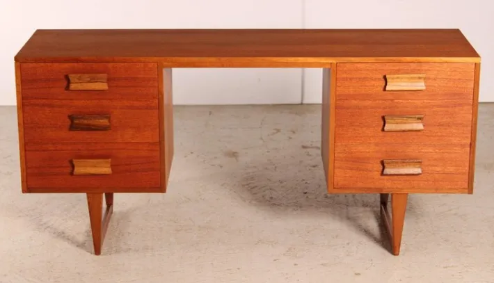 Pamono Mid-Century Teak Dressing Table or Desk with Carved Rosewood Handles, 1960s
