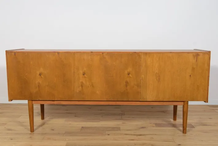 Pamono Mid-Century Teak Sideboard by Nils Jonsson for Hugo Troeds, Sweden, 1960s Hot