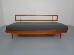 Pamono Mid-Century Teak Sofa or Daybed by Walter Knoll for Knoll Antimott, Germany, 1950s Outlet