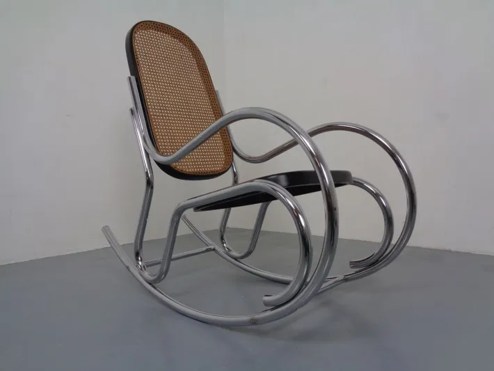 Pamono Mid-Century Tubular Steel & Mesh Rocking Chair, 1960s Outlet