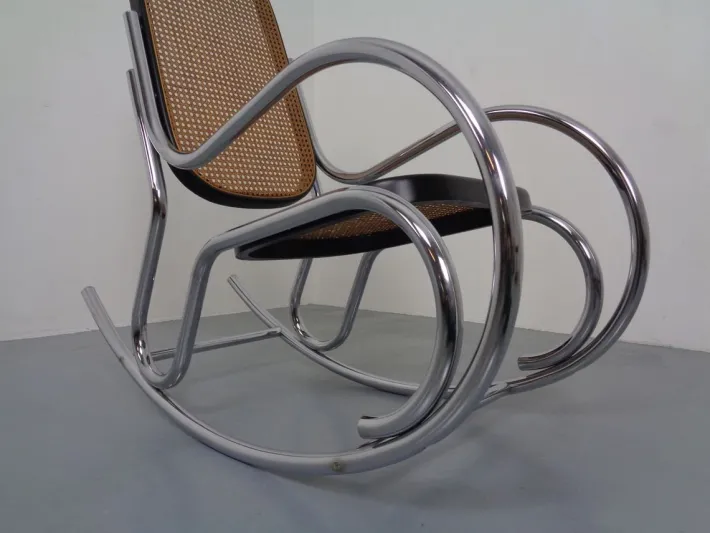 Pamono Mid-Century Tubular Steel & Mesh Rocking Chair, 1960s Outlet
