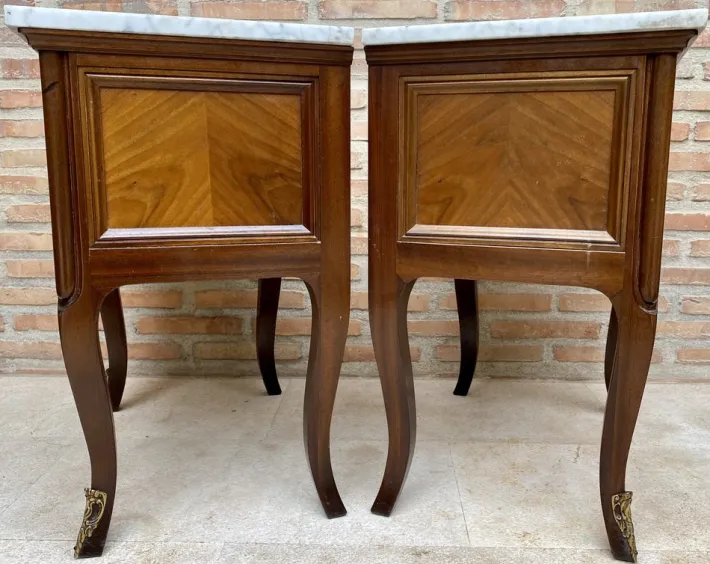 Pamono Mid-Century Walnut Nightstands with Drawers and Marble Tops, 1950s, Set of 2 Best