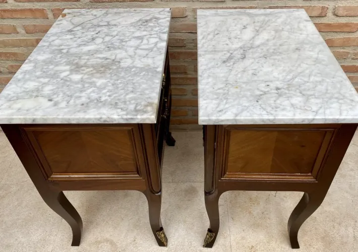 Pamono Mid-Century Walnut Nightstands with Drawers and Marble Tops, 1950s, Set of 2 Best
