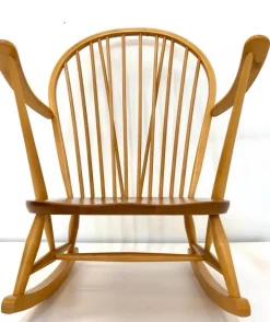 Pamono Mid-Century Windsor Grandfather Rocking Chair in Wood attributed to Lucian Ercolani for Ercol, England, 1960s Outlet