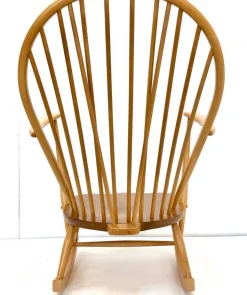 Pamono Mid-Century Windsor Grandfather Rocking Chair in Wood attributed to Lucian Ercolani for Ercol, England, 1960s Outlet