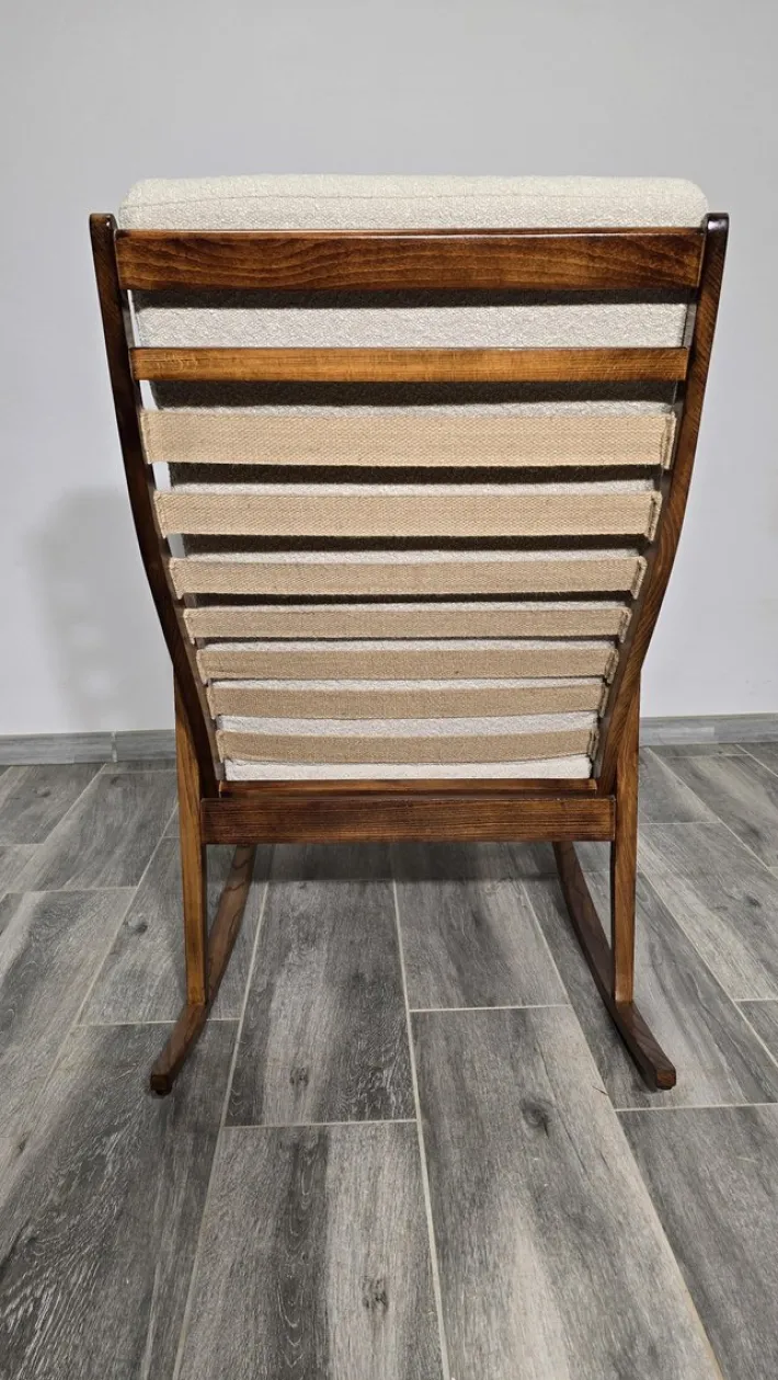 Pamono Mid-Century Wooden Rocking Chair