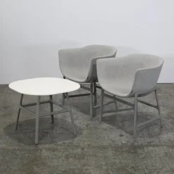 Pamono Minuscule Table and Chairs from Fritz Hansen, Set of 3 Sale