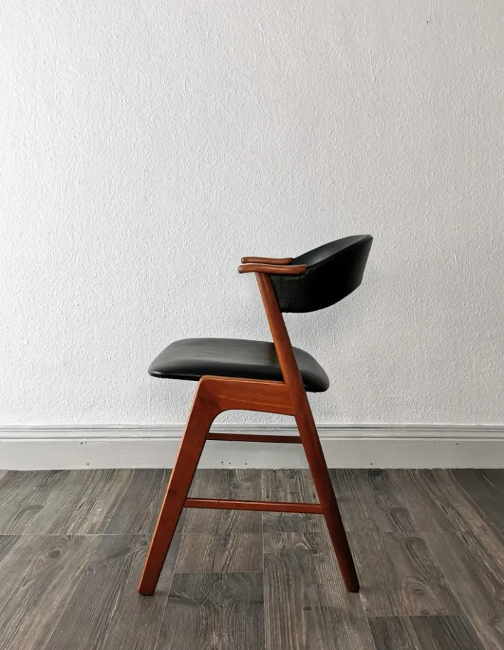 Pamono Model 32 Armchair by Kai Kristiansen for KS Møbler, 1960s Discount
