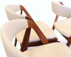 Pamono Model 31 Chair in Teak and Wool Hallingdal 65 Fabric by Kai Kristiansen for Schou Andersen, 1960s, Set of 4 Sale