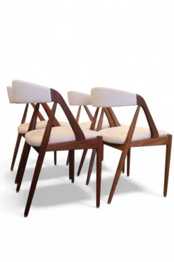 Pamono Model 31 Chair in Teak and Wool Hallingdal 65 Fabric by Kai Kristiansen for Schou Andersen, 1960s, Set of 4 Sale