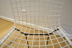 Pamono Model 625 Children's Chair attributed to Harry Bertoia for Knoll International, 1950s Best