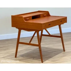 Pamono Model 56 Desk in Teak by Arne Wahl Iversen, 1960s Clearance
