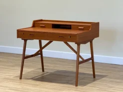 Pamono Model 56 Desk in Teak by Arne Wahl Iversen, 1960s Clearance