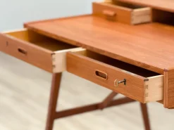 Pamono Model 56 Desk in Teak by Arne Wahl Iversen, 1960s Clearance
