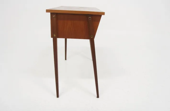 Pamono Model 6750 Dressing Table in Teak and Glass, Sweden, 1960s Discount