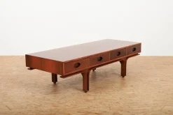 Pamono Model 513 Lowboard or Coffee Table in Rosewood-Veneered Molded Plywood with Drawers and Exposed Back by Gianfranco Frattini for Bernini, Italy, 1957 Sale