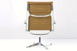 Pamono Model 682 Swivel Armchair by Charles & Ray Eames for Herman Miller, 1958