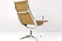 Pamono Model 682 Swivel Armchair by Charles & Ray Eames for Herman Miller, 1958