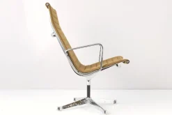 Pamono Model 682 Swivel Armchair by Charles & Ray Eames for Herman Miller, 1958