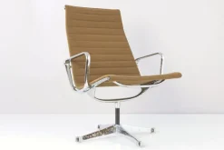 Pamono Model 682 Swivel Armchair by Charles & Ray Eames for Herman Miller, 1958