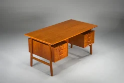 Pamono Model 75 Teak Desk from Omann Jun Møbelfabrik, 1960s
