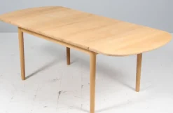 Pamono Model GE85 Coffee Table in Oak attributed to Hans J. Wegner for Getama, 2000s Best