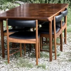 Pamono Model T3 Extending Dining Table in Walnut by Tom Robertson for McIntosh, 1970s