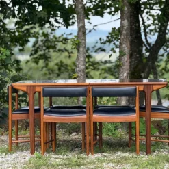 Pamono Model T3 Extending Dining Table in Walnut by Tom Robertson for McIntosh, 1970s Outlet