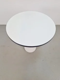 Pamono Modern Container Garden Table by Marcel Wanders from Moooi, 2010s Outlet