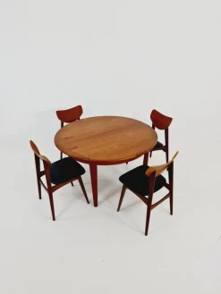 Pamono Modern Danish Expandable Dining Table in Teak, 1960s Outlet