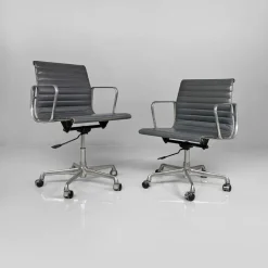 Pamono Modern Italian Leather Office Chairs by Charles and Ray Eames for ICF, 1970s, Set of 2 Discount
