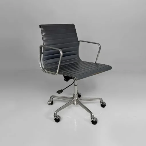 Pamono Modern Italian Leather Office Chairs by Charles and Ray Eames for ICF, 1970s, Set of 2 Discount