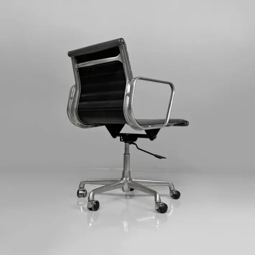 Pamono Modern Italian Leather Office Chairs by Charles and Ray Eames for ICF, 1970s, Set of 2 Discount