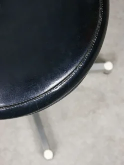 Pamono Modernist Bauhaus Swivel Stool in Chrome, 1950s Outlet