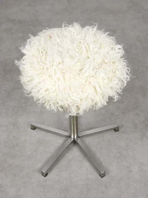 Pamono Modernist Bauhaus Swivel Stool in Chrome and Sheepskin, 1950s Clearance