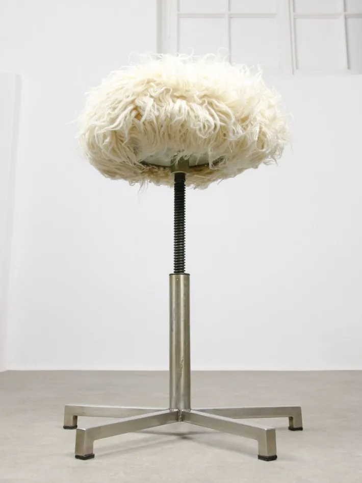 Pamono Modernist Bauhaus Swivel Stool in Chrome and Sheepskin, 1950s Clearance