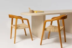 Pamono Naō Mortex Table from PLATŌ Best